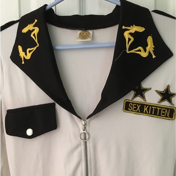 Hollywood Style Costumes. Woman’s S/M SAILOR DRESS/COSTUME Front Zip - Picture 5 of 8